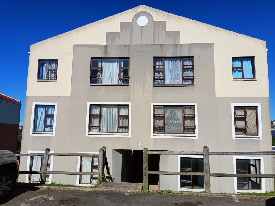 2 Bedroom Property for Sale in Amalinda Eastern Cape